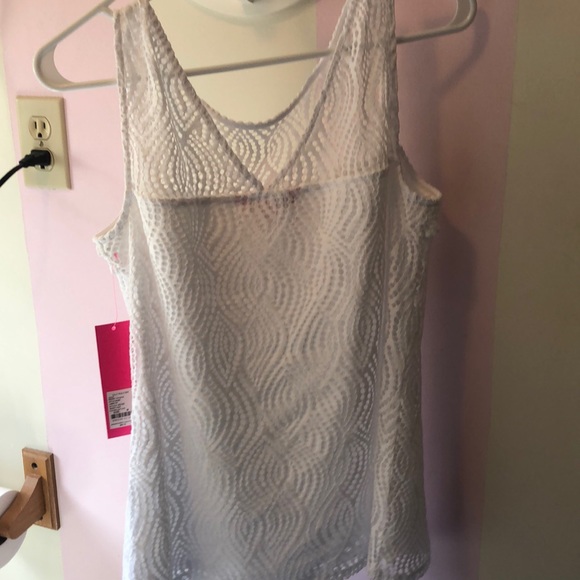 Lilly Pulitzer Top - Picture 3 of 7